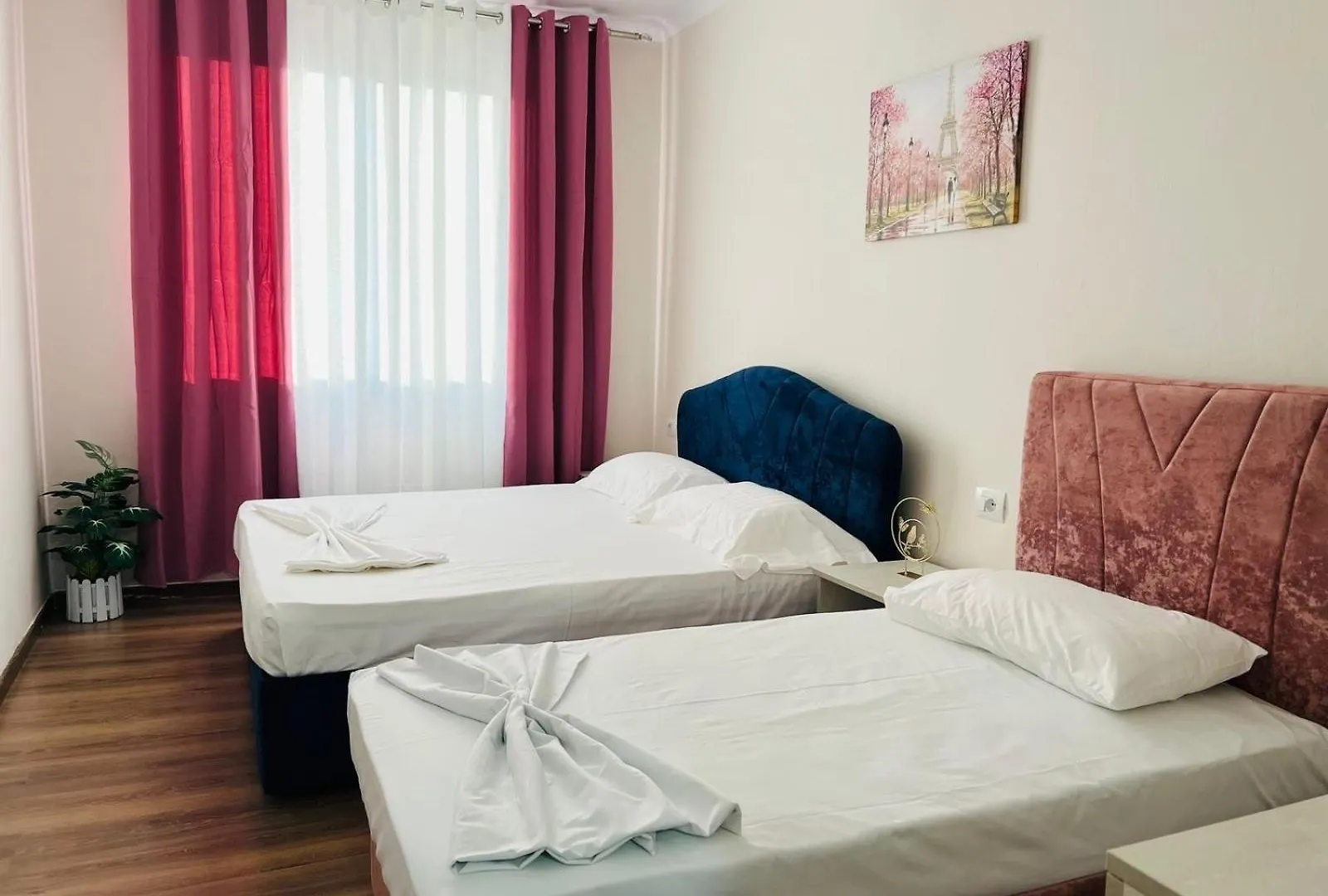 Sarvi Apartments Dıraç