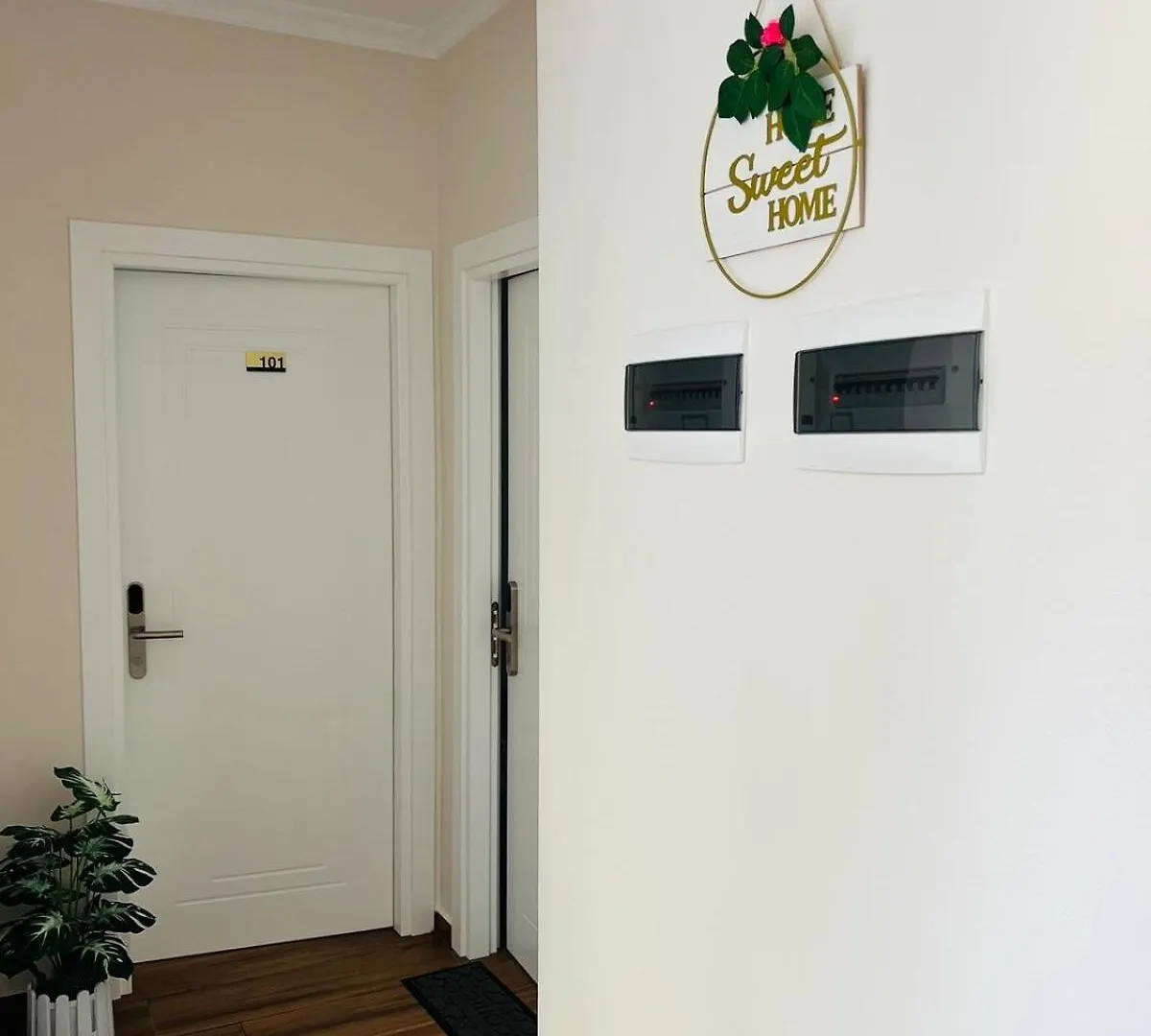 Sarvi Apartments Dıraç Arnavutluk